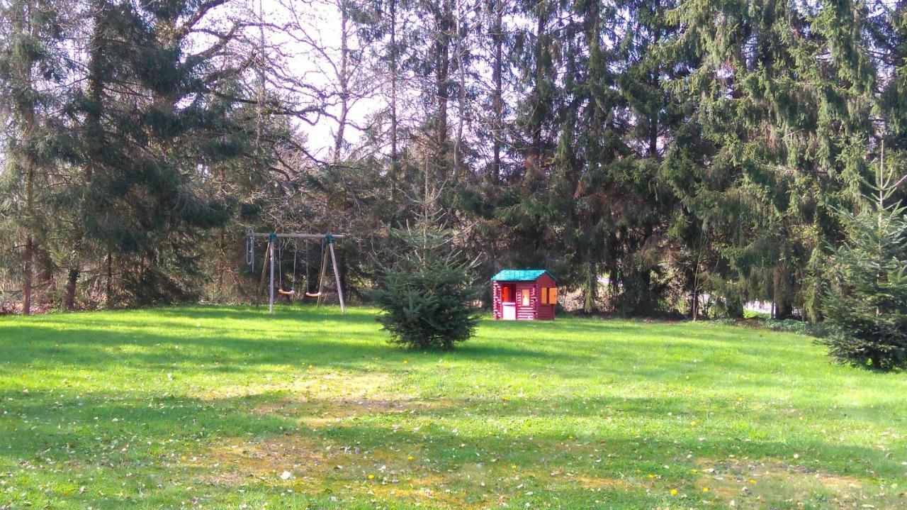 Aux Chants Des OiseauxSaint-Pierre-de-Plesguen エクステリア 写真